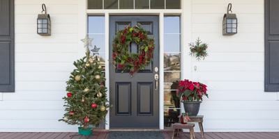 MDZN-465-christmas-security-tips-hero.jpg