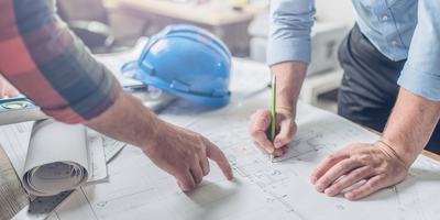 builders-reviewing-floorplans.jpg