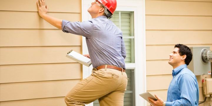 home insurance adjuster