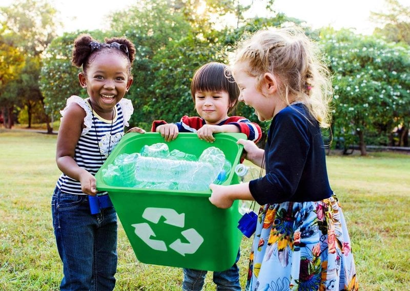 recycling single-use plastic