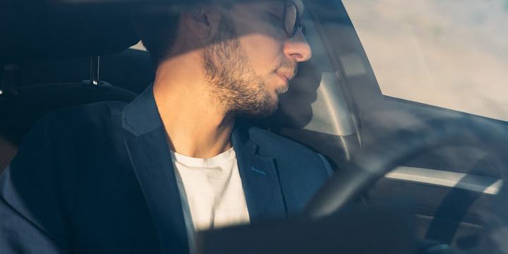 man-sleeping-in-car.jpg