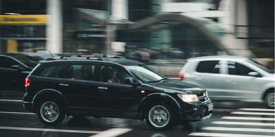 suv-on-a-busy-street.jpg
