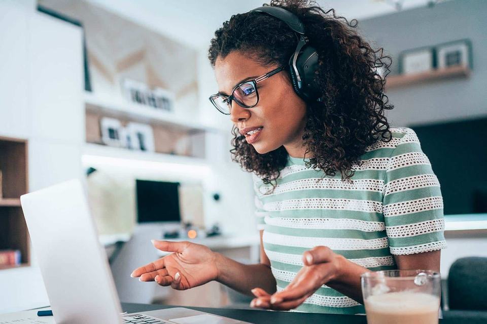 woman-at-home-meeting-on-computer.jpg